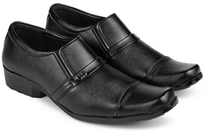 

Kajmi Slip On For Men(Black