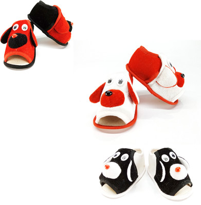 

Aayat Kids Booties(Toe to Heel Length - 12 cm Multicolor)