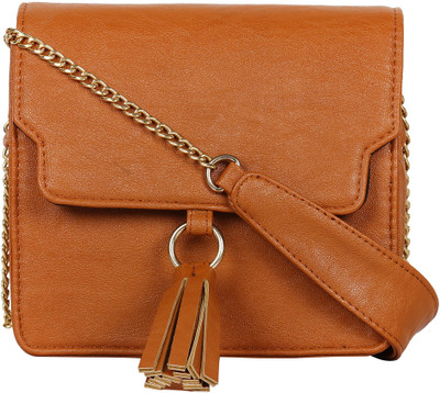 

Berrypeckers Sling Bag(Tan)