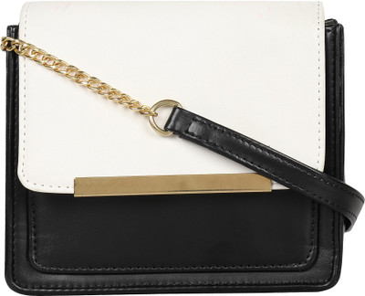 

Berrypeckers Sling Bag(White, Black), Black;white