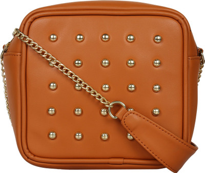 

Berrypeckers Sling Bag(Tan)