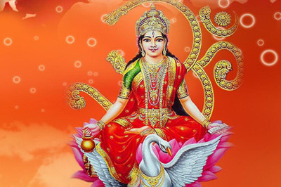 

Maa Laxmi Poster Paper Print(12 inch X 18 inch, Rolled)