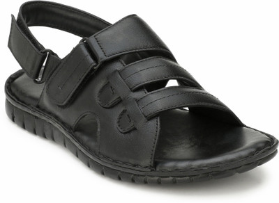 

Derby Kicks Men Black Sandals