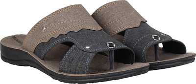 

Claptrap Men Brown Sandals