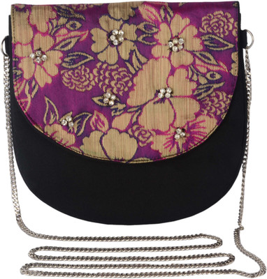

Rezzy Women Evening/Party Purple Velvet, Beads Sling Bag