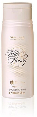 

Oriflame Sweden Oriflame Milk & Honey Gold Moisturising Shower Cream, 200ml(200 ml)