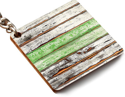 

CRAZYINK KCSQUARE-Green Stipes Wooden Planks Key Chain