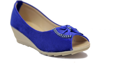 

Leatherwood1 Girls Slip on Ballerinas(Blue