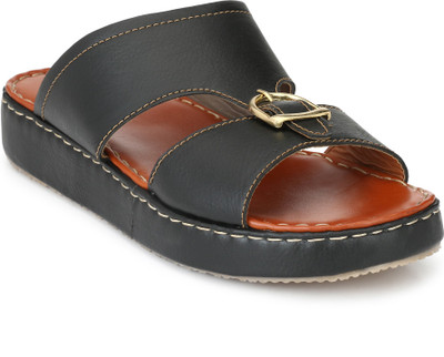 

Asken Atelier Men Black Sandals