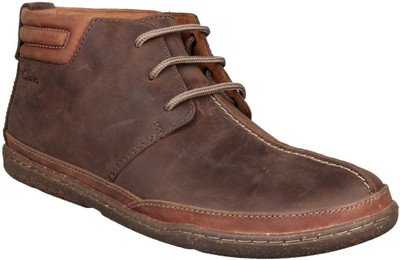 

Clarks Casuals For Men(Brown