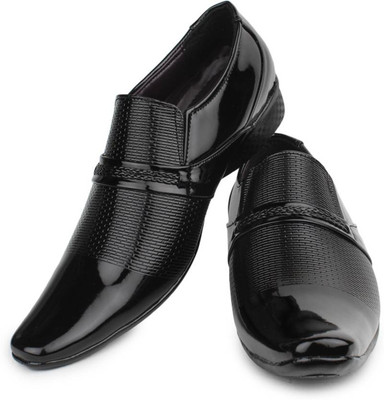 Shoe Rock Vision(SRV) Slip On For Men(Black