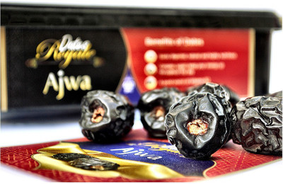 

DatesRoyale Ajwa (Madinah) Original Saudi Arabian Dates(400 g, Box)