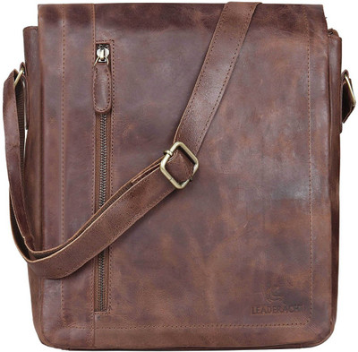 

Leaderchi Messenger Bag(Brown)