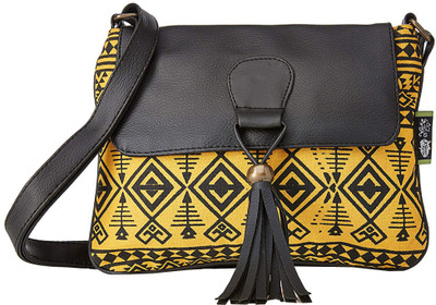 

Kanvas Katha Women Casual Black, Yellow Canvas Sling Bag