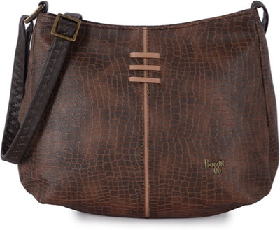 

Baggit Women Casual Brown PU Sling Bag
