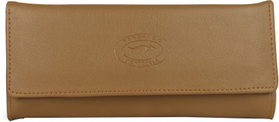

Element Cart Casual Beige Clutch