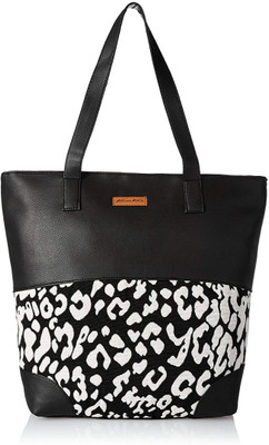 

Kanvas Katha Tote(Multicolor)