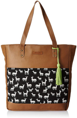 

Kanvas Katha Tote(Tan)