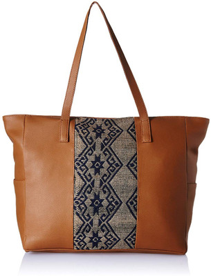 

Kanvas Katha Tote(Tan)
