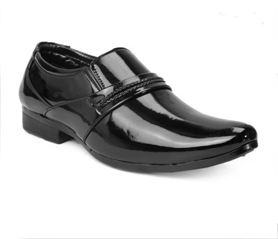 

DEALSINJAIPUR Slip On For Men(Black, Blackpatent