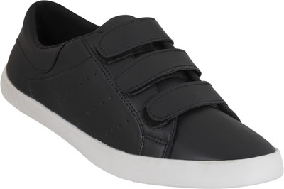 

Zornado Casuals For Men(Black
