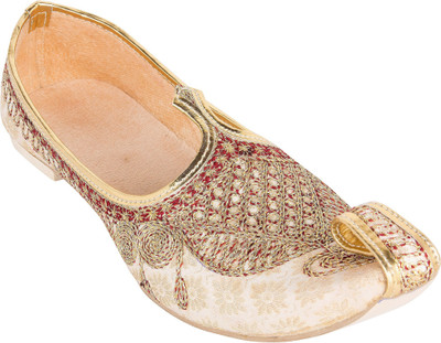 

rajputanaa juti Jutis For Men(Beige