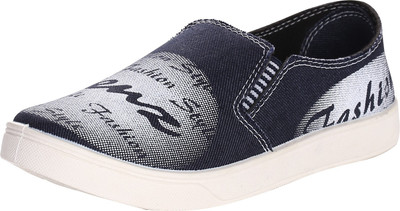 

birdy Slip On Sneakers For Men(Multicolor