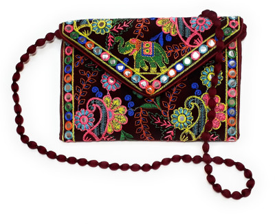 

Unique Fashion Women Evening/Party, Casual, Formal Maroon, Multicolor Velvet Sling Bag