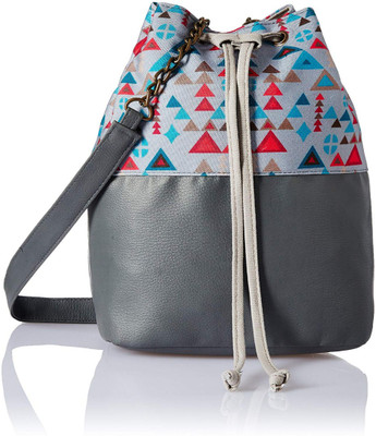 

Kanvas Katha Women Casual Multicolor Canvas Sling Bag