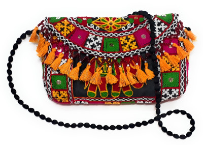

Unique Fashion Women Evening/Party, Casual, Formal Black, Yellow, Multicolor Cotton, Silk Sling Bag, Black;multicolor;yellow