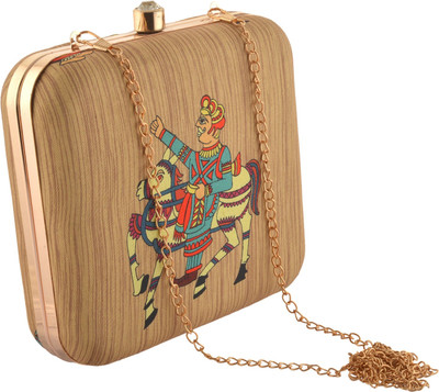 

Zephyrr Party Gold Clutch
