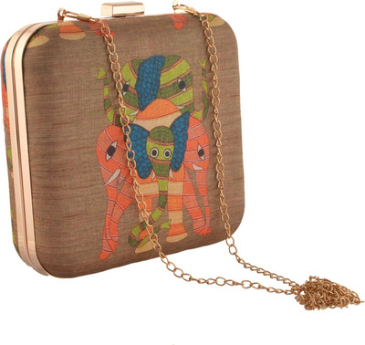 

Zephyrr Party Gold Clutch