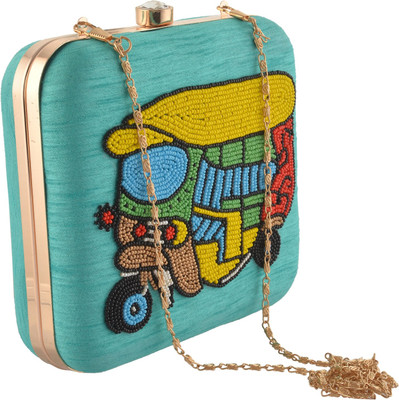 

Zephyrr Party Green Clutch