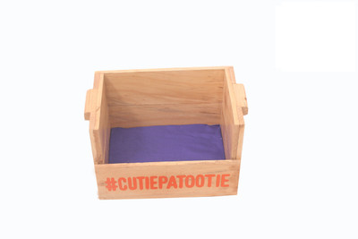 

madera furnishings Chica Pet Bed S Pet Bed(natural)