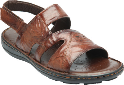 

Heels & Shoes Men Brown Flats