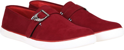 

Koxko Lazy Slip On Sneakers For Men(Maroon