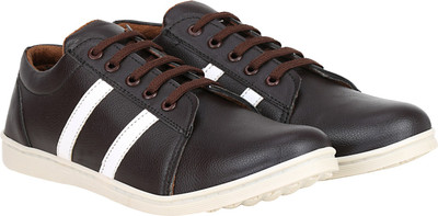 

Knight Ace Cherokee style Sneakers For Men(Bronze, Coffee