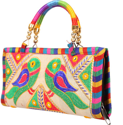 

Craft Trade Women Evening/Party Beige Cotton Hand-held Bag