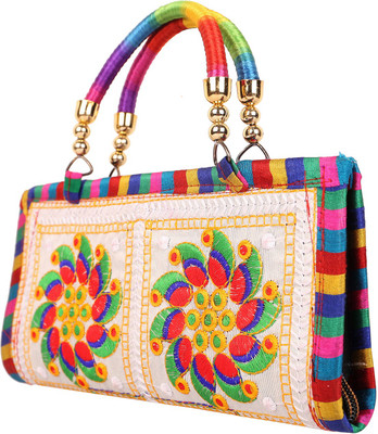 

Craft Trade Women Evening/Party Beige Cotton Hand-held Bag