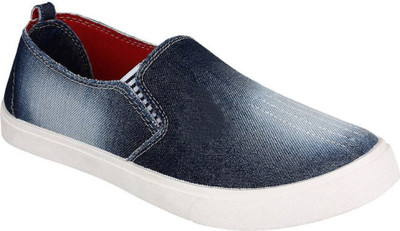 

World Wear Footwear 620 Loafers For Men(Blue