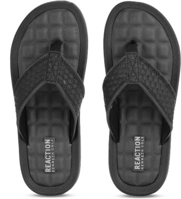 

Kenneth Cole GO FOUR-TH Slippers, Black
