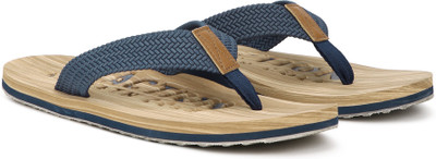 Kenneth Cole POOL-SIDE Flip Flops, Blue