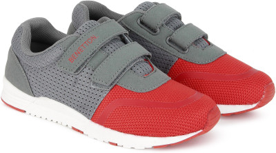 

United Colors of Benetton Boys & Girls Velcro Running Shoes(Grey, 902