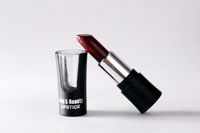 

Benny Bold & Beauty Lipstick Wine Colour (835 )(Red, 10 ml)
