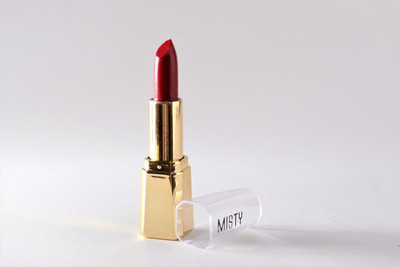 

Benny Misty Lipstick Red (614 )(Red, 10 ml)