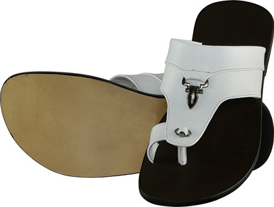 

Shoe Bazar Men White Flats