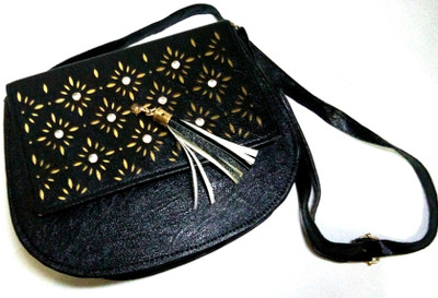 

Shops' Valley Girls Casual Black PU Sling Bag