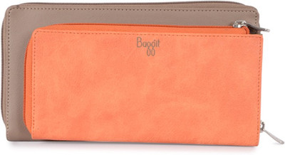 

Baggit Casual Beige Clutch