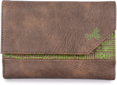 

Baggit Casual Beige Clutch