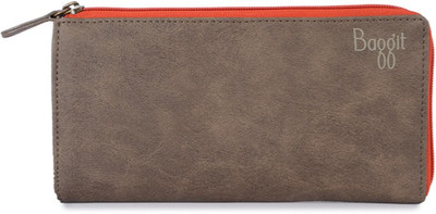 

Baggit Casual Brown Clutch